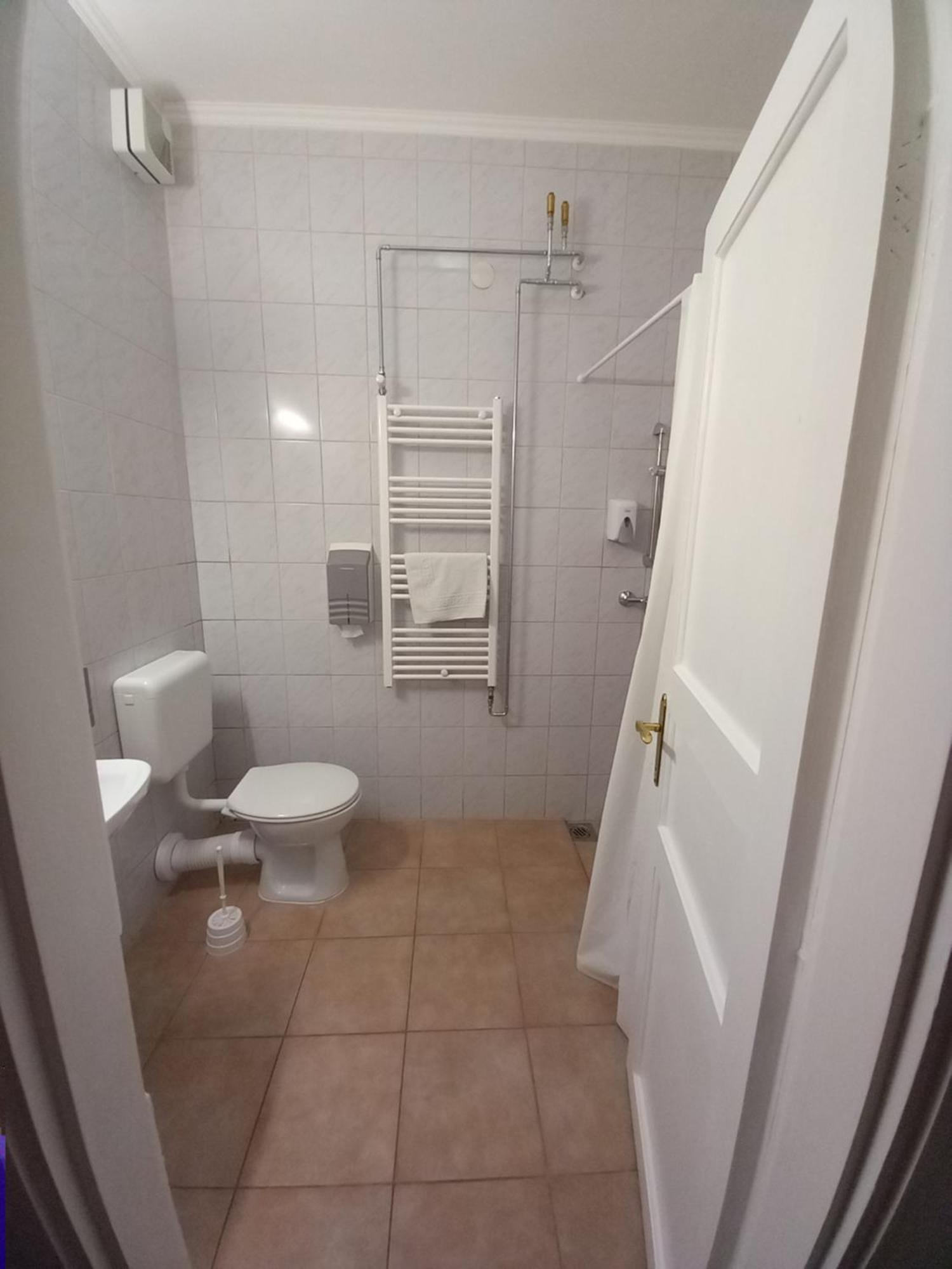 Hotel Familia Zamárdi Екстериор снимка
