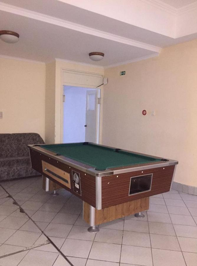 Hotel Familia Zamárdi Екстериор снимка